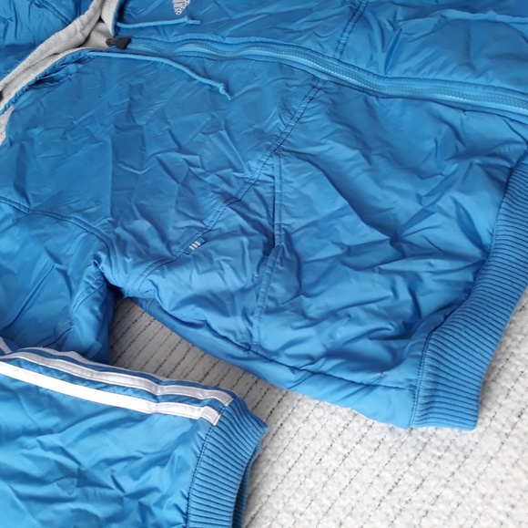 Adidas vintage jacket - Picture 2 of 9